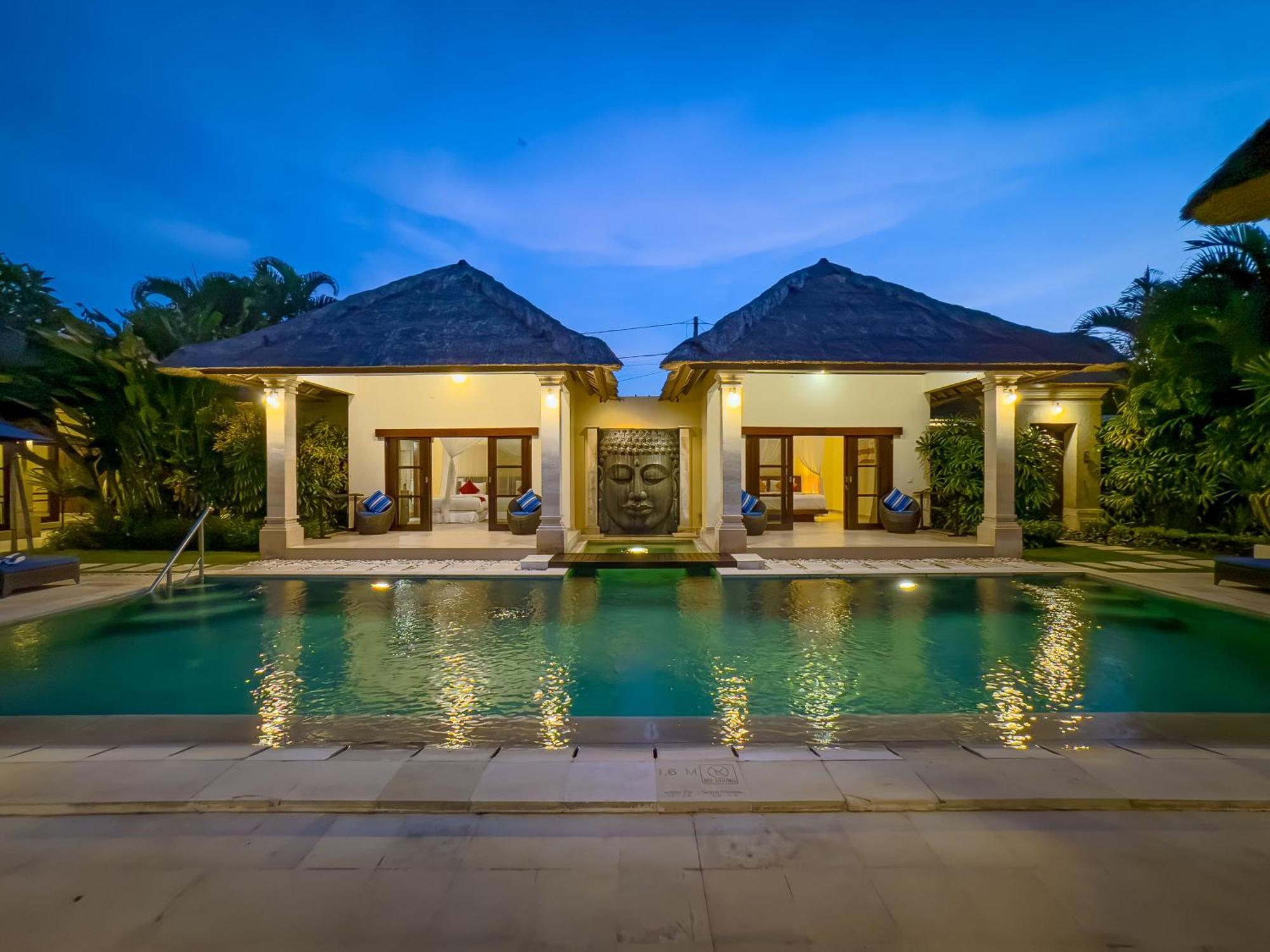 Villa Bugis Drupadi Seminyak Rom bilde