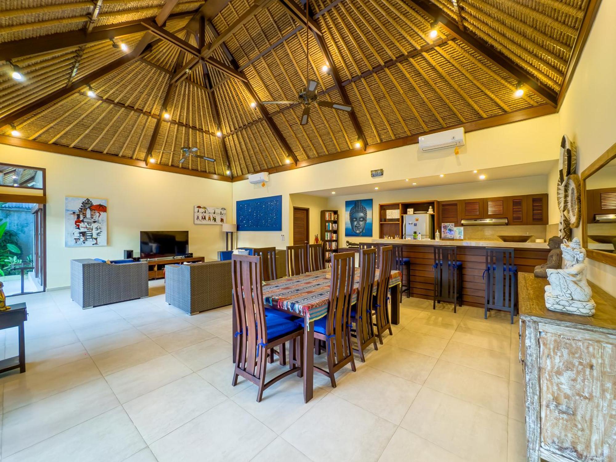 Villa Bugis Drupadi Seminyak Rom bilde